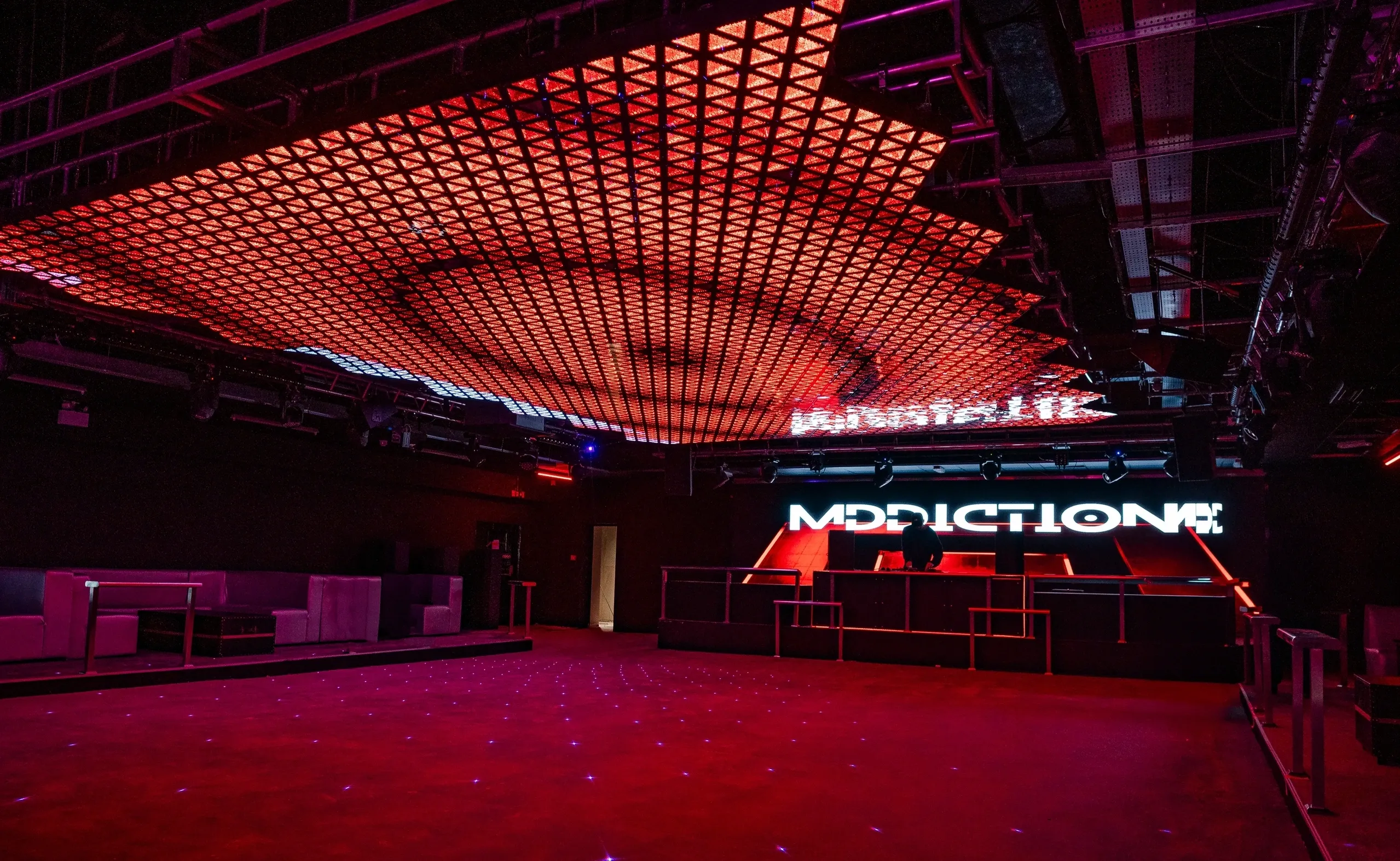 Club Experience